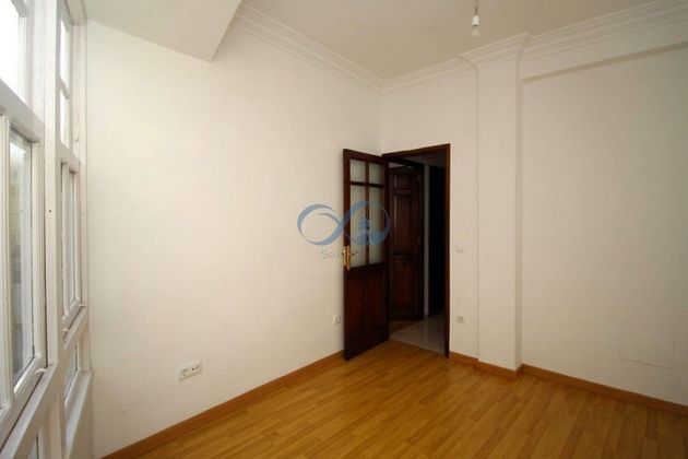 Foto 2 de Piso en venta en Betanzos de 2 habitaciones y 72 m²