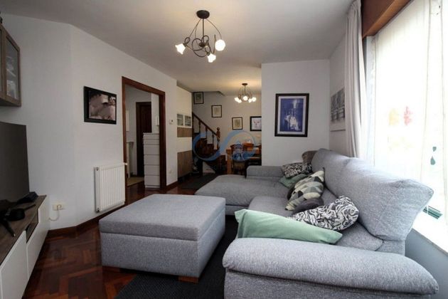 Foto 2 de Pis en venda a Betanzos de 3 habitacions amb terrassa i garatge