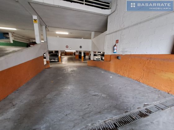 Foto 2 de Garaje en venta en Santutxu de 9 m²