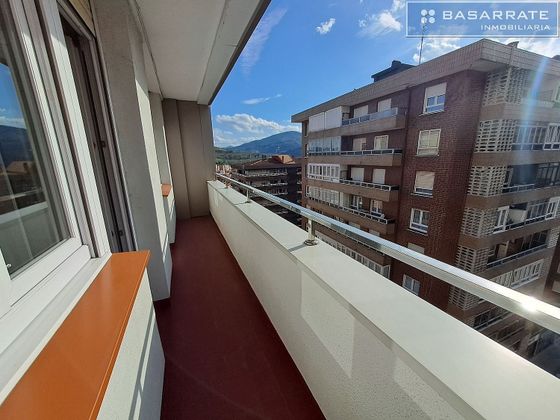 Foto 2 de Piso en venta en Santutxu de 4 habitaciones con terraza y balcón