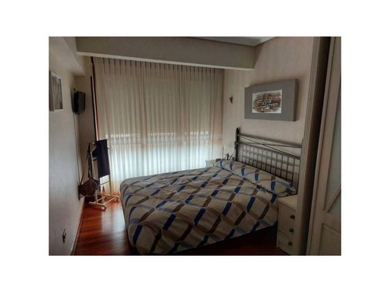 Foto 1 de Pis en venda a Santutxu de 3 habitacions amb calefacció i ascensor