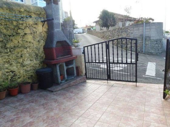 Foto 2 de Xalet en venda a calle Inés Diego del Noval de 4 habitacions amb terrassa i balcó