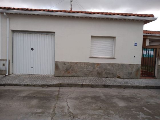 Foto 1 de Casa adosada en venta en calle San Nicolas de 3 habitaciones con garaje y calefacción