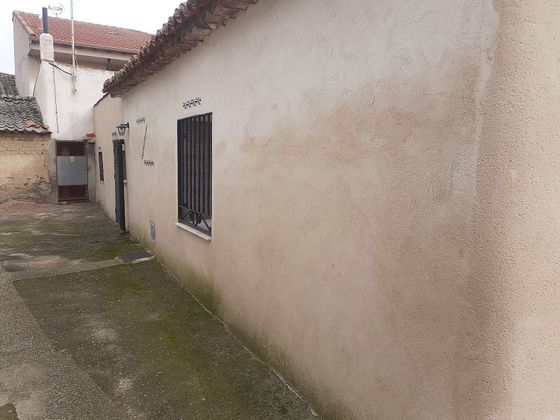 Foto 2 de Casa en venda a San Cristóbal de la Vega de 3 habitacions amb calefacció