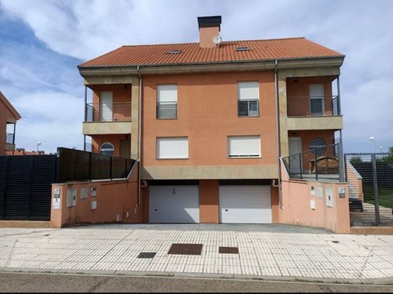 Foto 2 de Casa en venda a Barbadillo de 5 habitacions amb terrassa i piscina