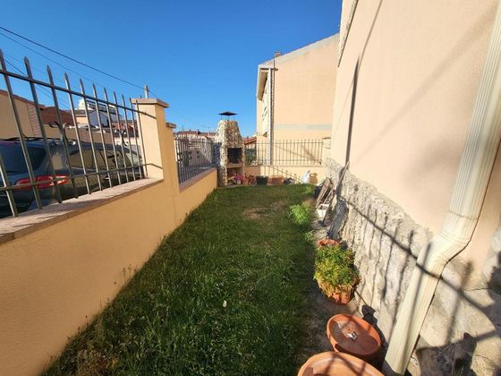Foto 2 de Venta de casa en Tudela de Duero de 4 habitaciones con terraza y garaje