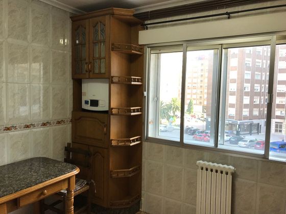 Foto 2 de Piso en venta en Llaranes de 4 habitaciones con garaje y calefacción
