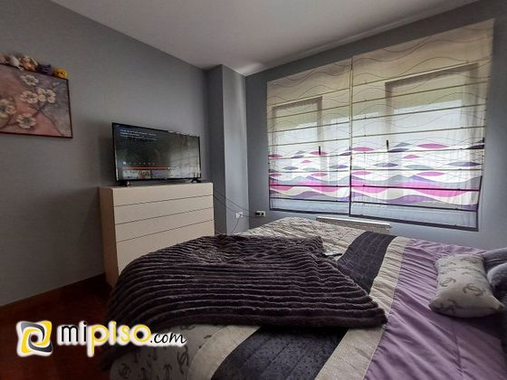 Foto 1 de Pis en venda a calle Marisma de Bengoa de 3 habitacions amb terrassa i calefacció