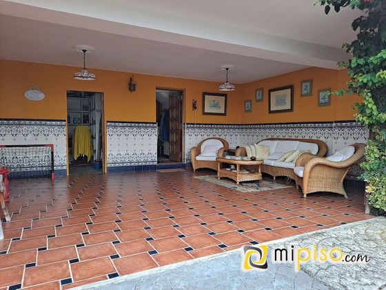 Foto 1 de Casa en venda a Argoños de 4 habitacions amb piscina i balcó