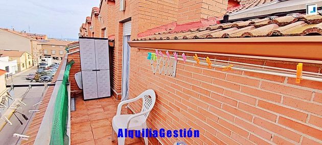 Foto 1 de Dúplex en venta en Alovera de 2 habitaciones con terraza y garaje