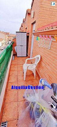 Foto 2 de Dúplex en venta en Alovera de 2 habitaciones con terraza y garaje