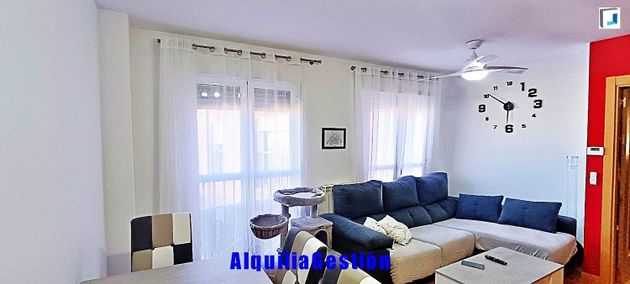 Foto 2 de Dúplex en venda a Alovera de 2 habitacions amb terrassa i garatge
