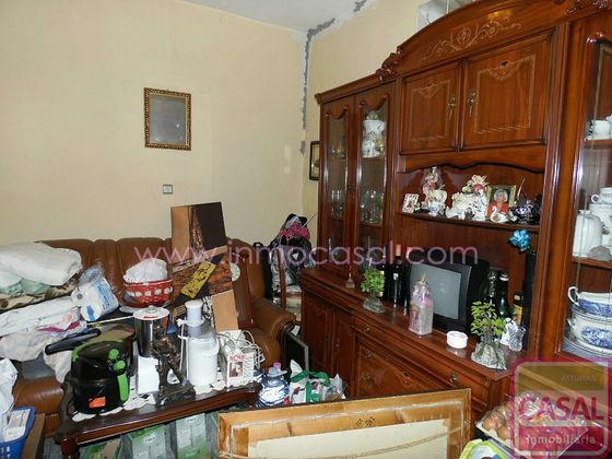 Foto 2 de Pis en venda a Ciaño - Zona Rural de 2 habitacions amb garatge i calefacció