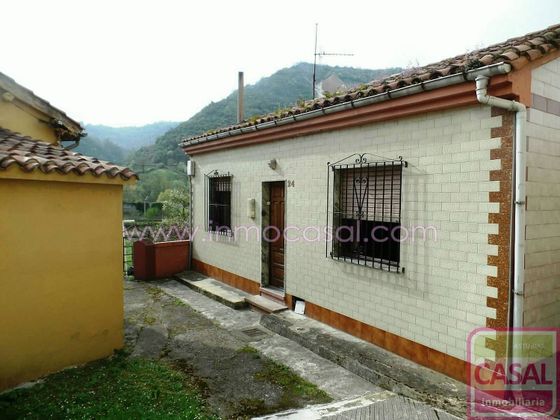 Foto 1 de Casa en venda a Parroquias de Oviedo de 2 habitacions amb garatge i calefacció