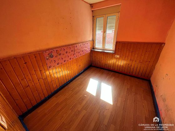 Foto 2 de Pis en venda a San Esteban de 2 habitacions amb calefacció