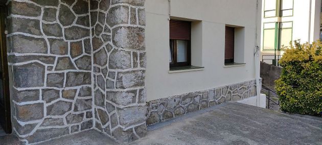 Foto 2 de Piso en venta en calle Kamiñazpi de 2 habitaciones y 50 m²