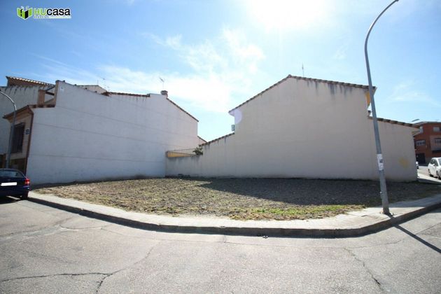 Foto 1 de Terreny en venda a Olías del Rey de 208 m²