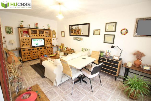 Foto 1 de Casa adossada en venda a Gálvez de 4 habitacions amb terrassa i garatge