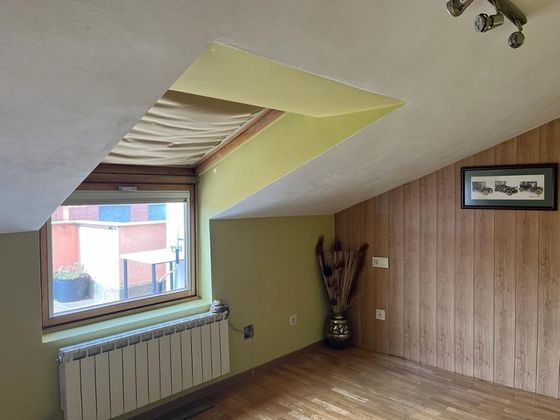Foto 1 de Dúplex en venda a La Chantría - La Lastra de 4 habitacions amb terrassa i garatge