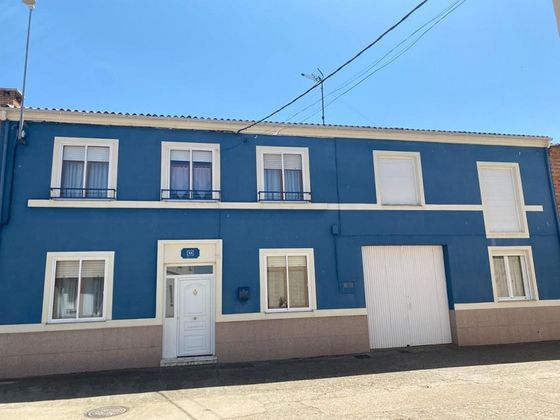 Foto 1 de Casa en venta en Santa Marina del Rey de 4 habitaciones con garaje y calefacción