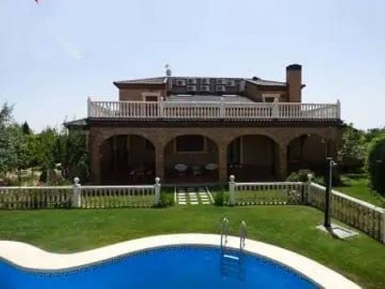 Foto 1 de Chalet en venta en San Pablo - Santa Teresa de 7 habitaciones con terraza y piscina