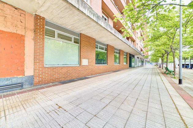 Foto 2 de Venta de oficina en calle Benjamín de Tudela de 260 m²