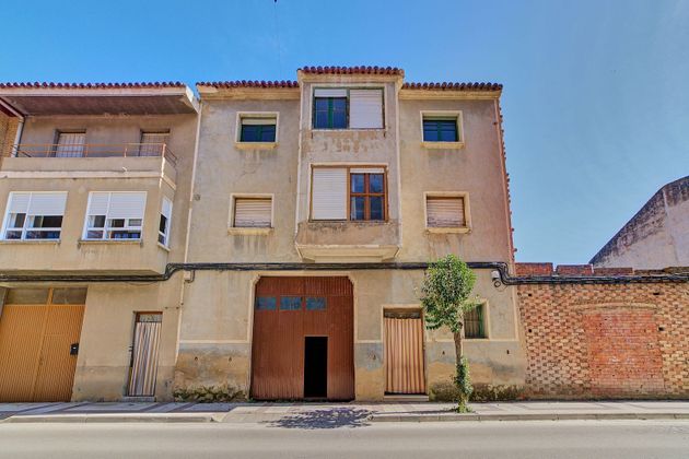 Foto 1 de Casa en venta en avenida De Peralta de 8 habitaciones con terraza y garaje