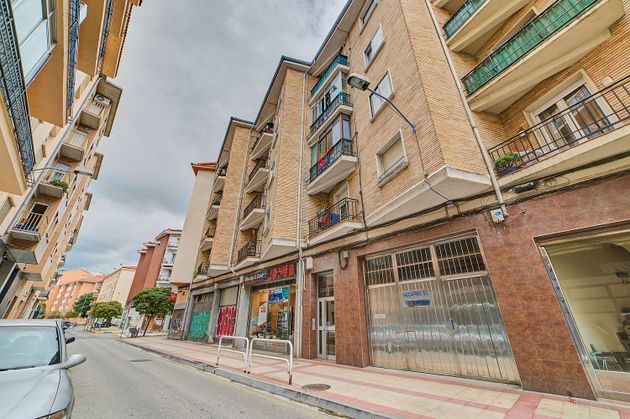 Foto 1 de Pis en venda a calle Canteras de 4 habitacions amb balcó i calefacció