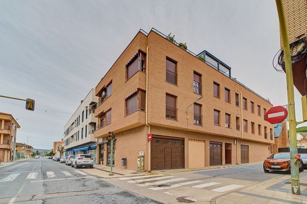 Foto 1 de Ático en venta en calle Monasterio de Leyre de 3 habitaciones con terraza y aire acondicionado