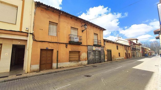 Foto 1 de Casa en venda a calle Mesones de 6 habitacions amb garatge