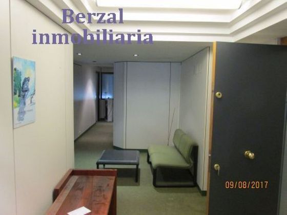 Foto 2 de Alquiler de oficina en Centro - Logroño de 214 m²