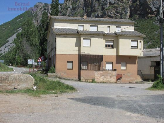 Foto 2 de Casa en venda a carretera Logroño de 15 habitacions i 800 m²