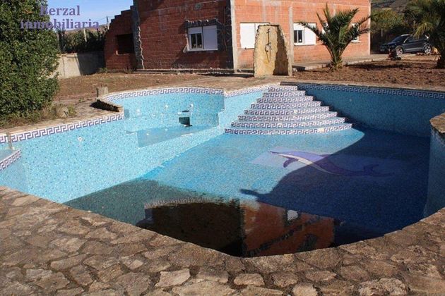 Foto 1 de Casa rural en venda a carretera Nalda de 3 habitacions amb piscina i jardí