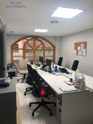 Foto 2 de Alquiler de oficina en Centro - Logroño con aire acondicionado
