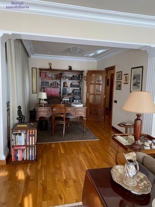 Foto 2 de Pis en venda a Centro - Logroño de 7 habitacions amb terrassa i garatge