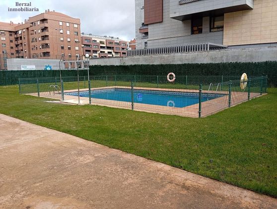 Foto 1 de Pis en venda a Cascajos - Piqueras de 2 habitacions amb terrassa i piscina