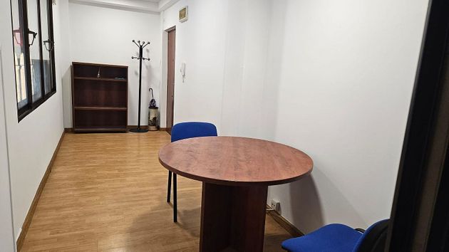 Foto 2 de Oficina en alquiler en calle Marqués de San Esteban de 28 m²
