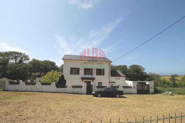 Foto 2 de Xalet en venda a Franco (El) de 5 habitacions amb terrassa i garatge