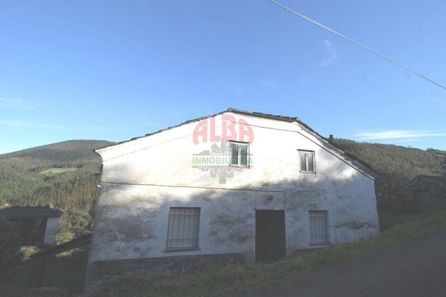 Foto 1 de Casa en venda a Franco (El) de 4 habitacions amb jardí i calefacció