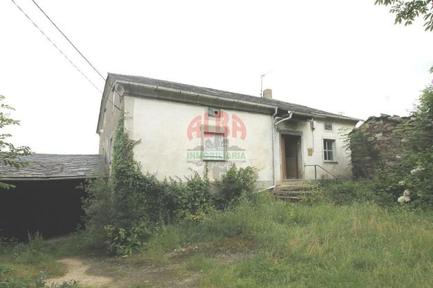 Foto 1 de Casa en venda a Castropol de 4 habitacions amb garatge i jardí