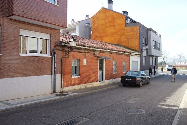 Foto 1 de Xalet en venda a calle Colombia de 4 habitacions amb terrassa i garatge