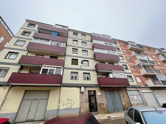 Foto 1 de Pis en venda a Ave María de 3 habitacions amb balcó i calefacció