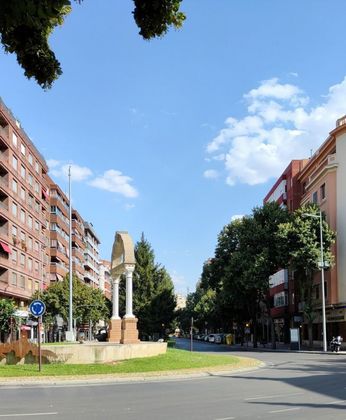 Foto 1 de Venta de piso en Centro - Palencia de 4 habitaciones con terraza y calefacción