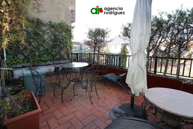 Foto 2 de Ático en venta en Campo San Francisco - Plaza de América de 6 habitaciones con terraza y garaje