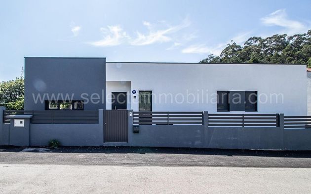 Foto 1 de Xalet en venda a Barro de 3 habitacions amb terrassa i garatge