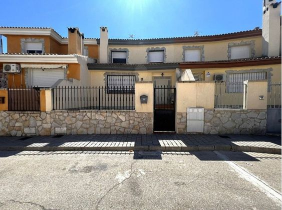 Foto 2 de Casa en venda a Villavaliente de 4 habitacions amb terrassa i garatge