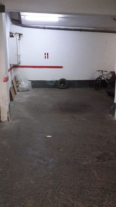 Foto 2 de Venta de garaje en Zabala de 10 m²