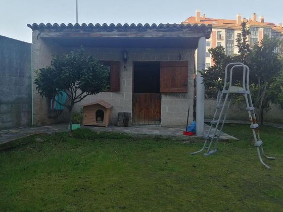 Foto 2 de Chalet en venta en Los Castros - Castrillón - Eiris de 6 habitaciones con jardín y calefacción