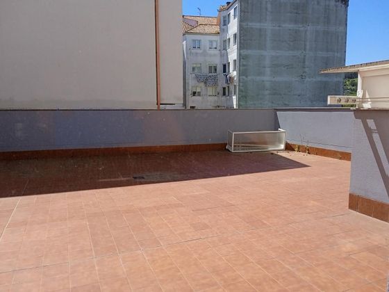 Foto 2 de Venta de piso en Culleredo de 2 habitaciones con terraza y garaje