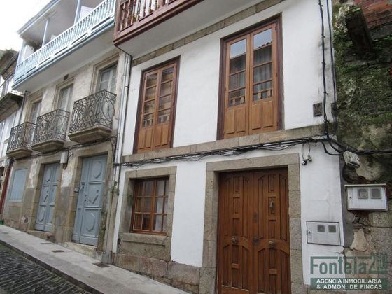 Foto 1 de Casa en venta en Betanzos de 2 habitaciones con jardín y balcón